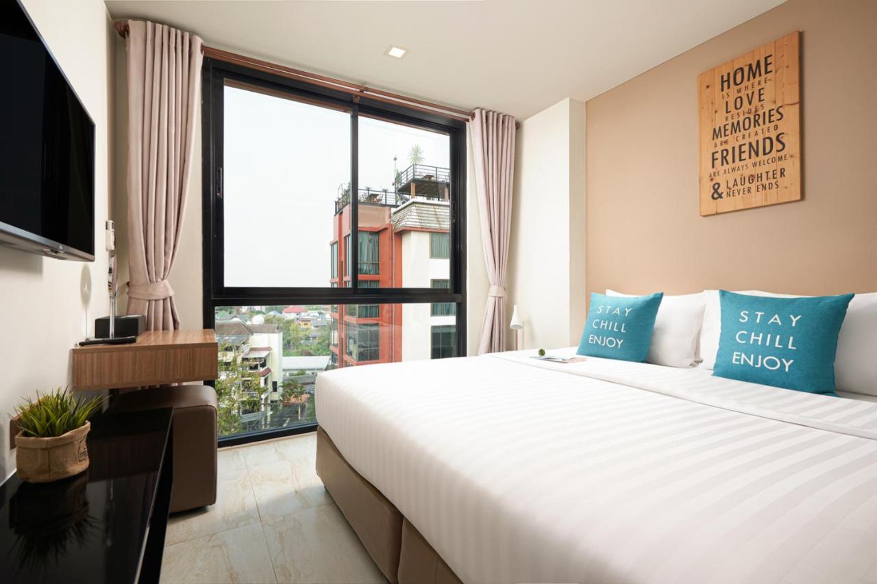 Cross Vibe Decem, Nimman Hotel