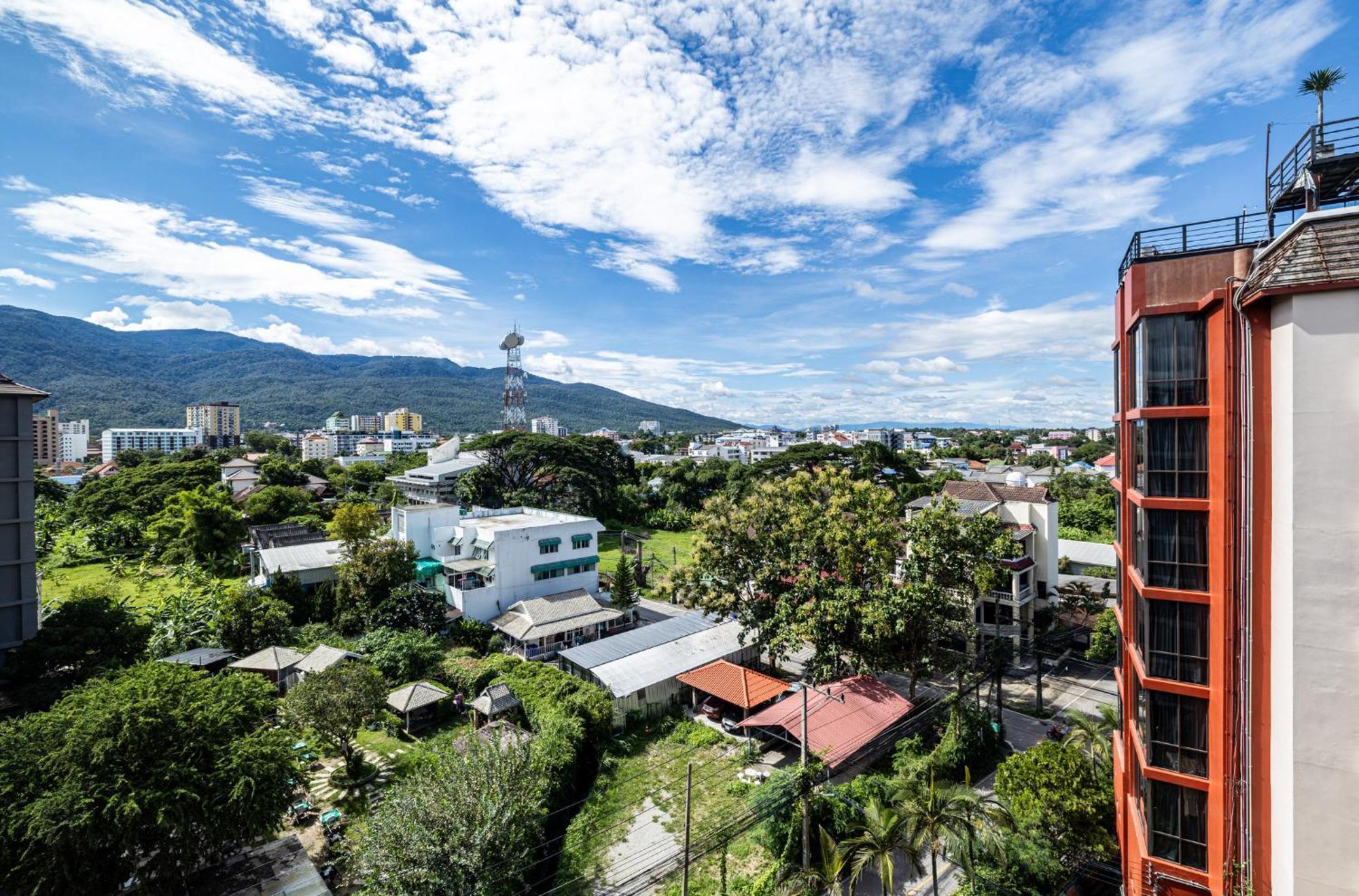 Hotel Cross Vibe Decem, Nimman Chiang Mai