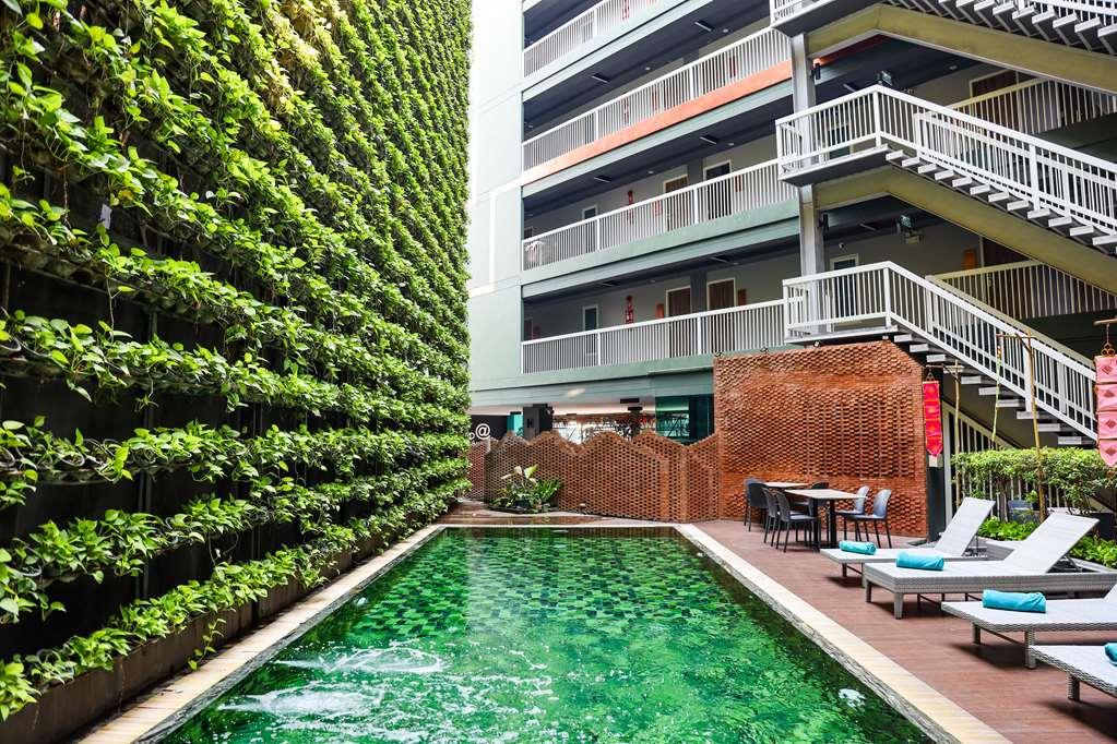 Cross Vibe Decem, Nimman Hotel 4*